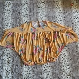 Floral batwing top